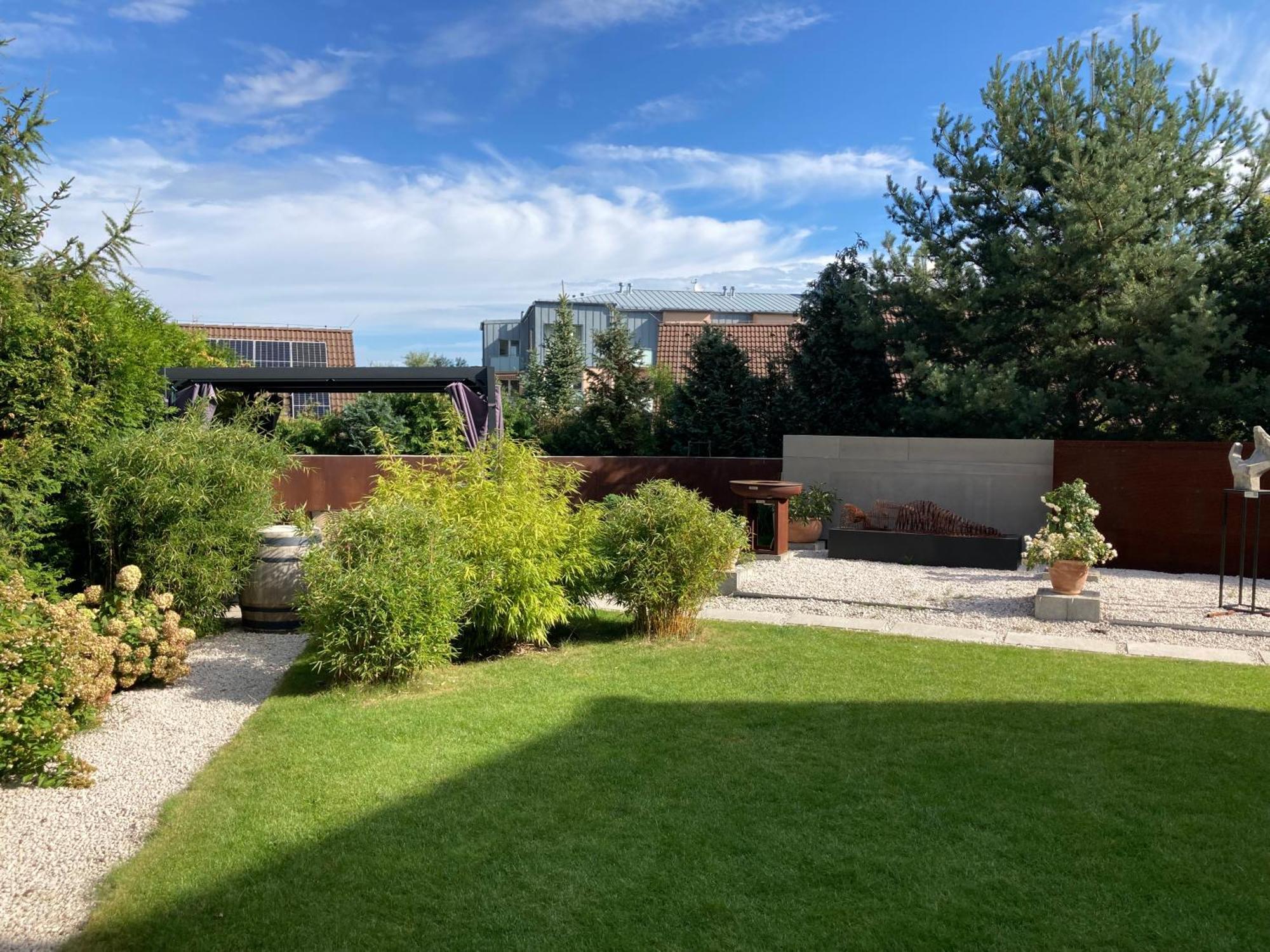 Villa Bricola - Boutique Apartments Κάρλοβι Βάρι Εξωτερικό φωτογραφία