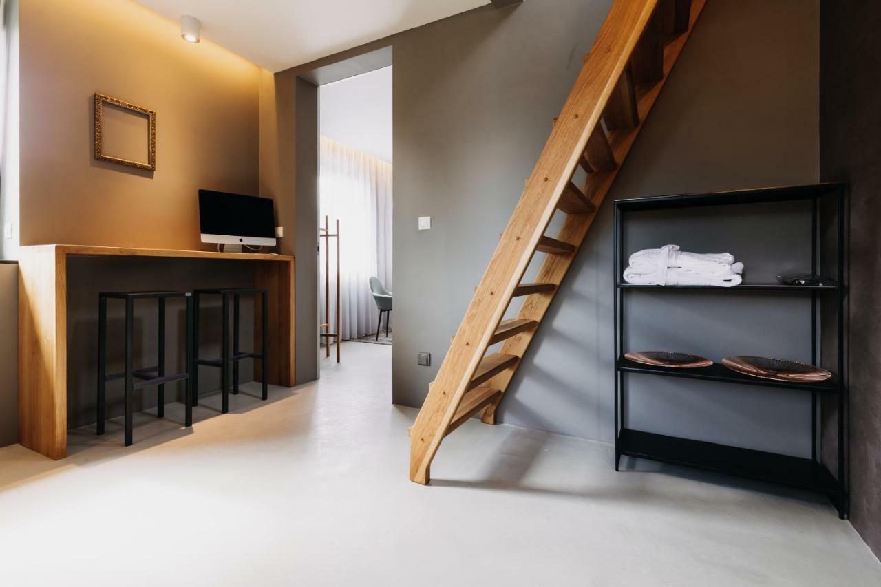 Villa Bricola - Boutique Apartments Κάρλοβι Βάρι Εξωτερικό φωτογραφία